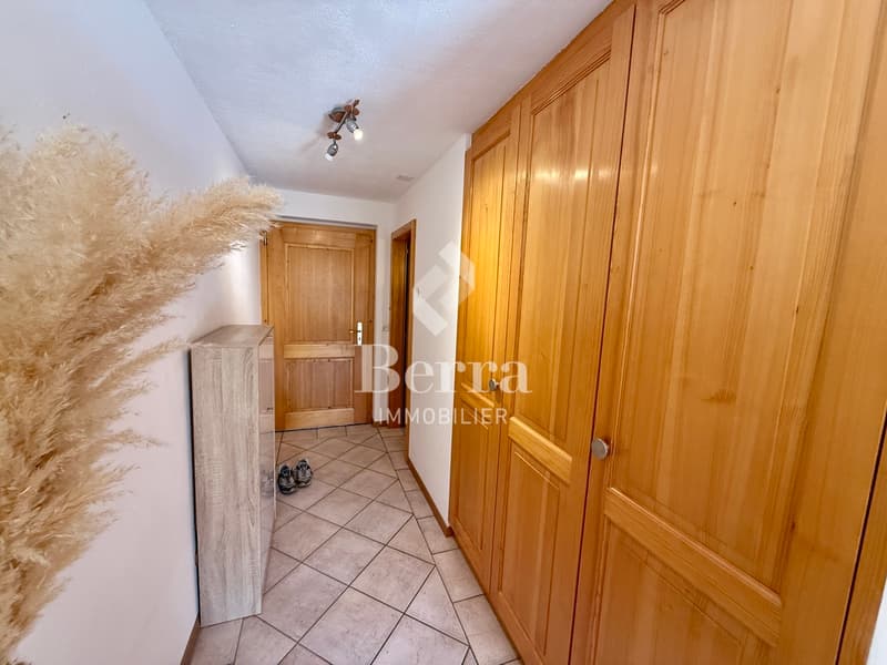 Superbe appartement 2.5p + bureau en attique duplex à Saillon (8)
