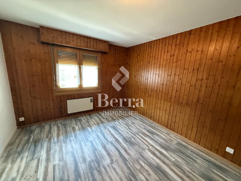 3.5 pièces rénové, grand balcon sud-ouest et vue dégagé (5)