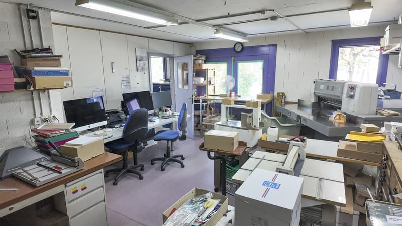 Habitation et atelier professionnel en zone industrielle (8)