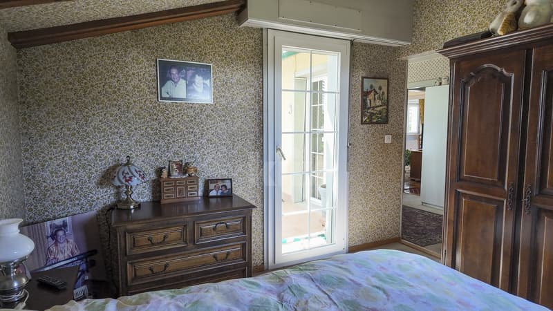 Charmante villa de deux appartements avec vue dégagée (9)