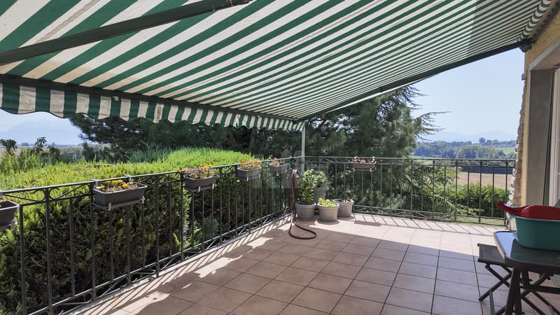 Charmante villa de deux appartements avec vue dégagée (7)