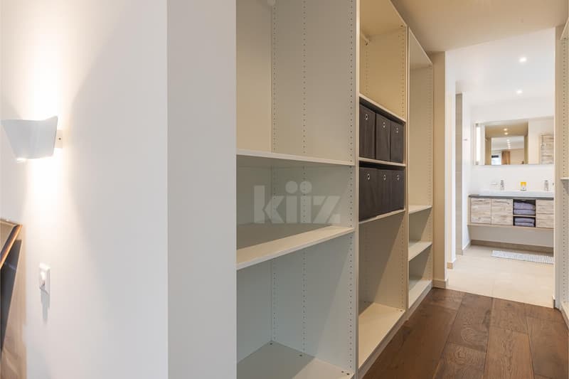 Superbe villa contemporaine de 250m2 aux finitions soignées (7)
