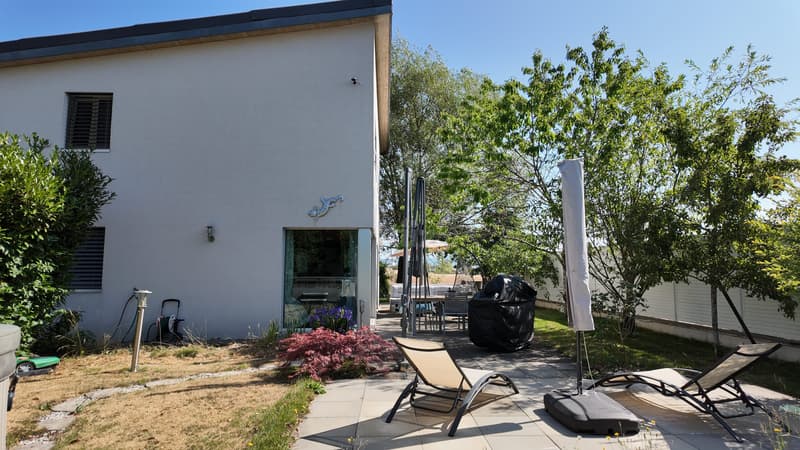 Belle maison familiale avec jacuzzi et joli jardin (12)