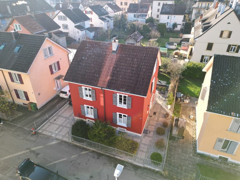 A 2 pas du centre! Belle maison individuelle avec jardin (2)