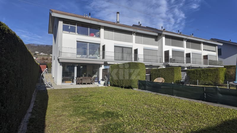 Jolie villa avec vue sur le Lac (11)