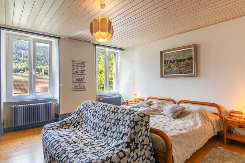 Belle maison avec jardin et potentiel d'aménagement (9)