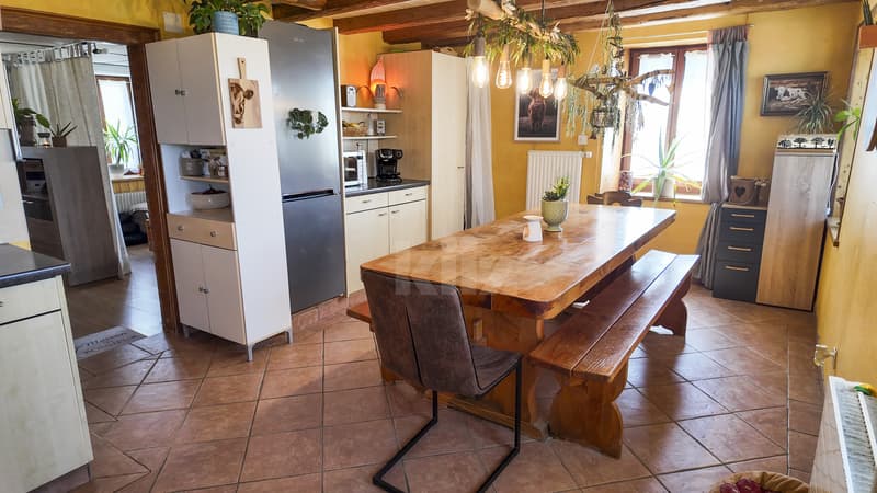Charmante maison avec vue dégagée (3)