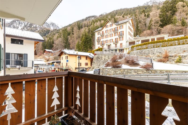 Bel appartement avec balcon au coeur de Finhaut (11)