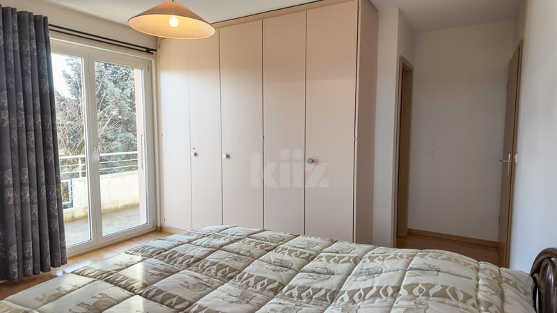 Bel appartement avec grand balcon et jardin privatif (9)