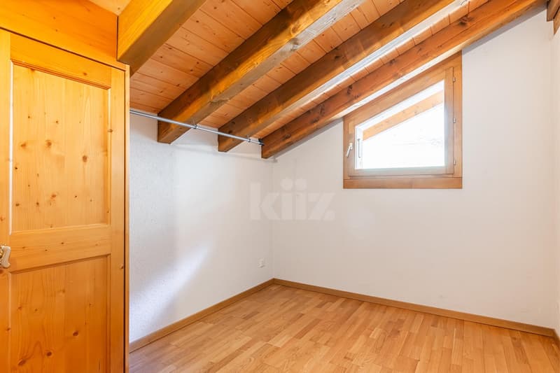 Bel appartement avec balcon et vue dégagée (6)