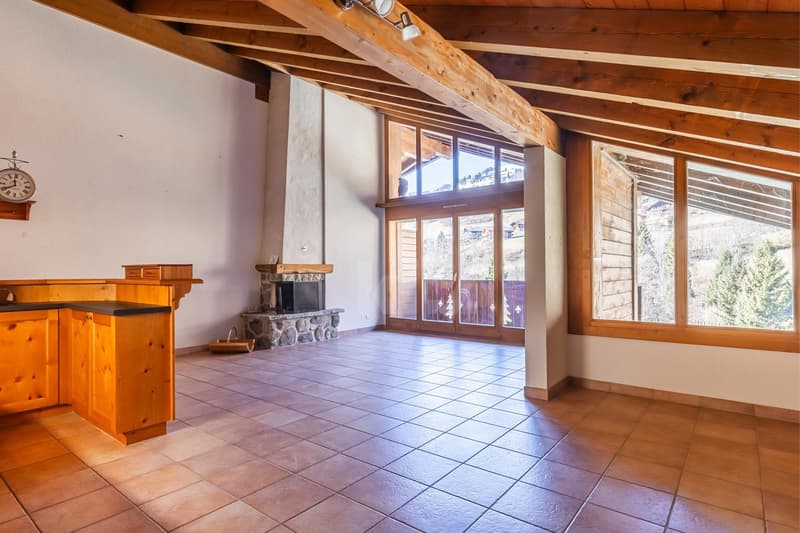 Bel appartement avec balcon et vue dégagée (1)
