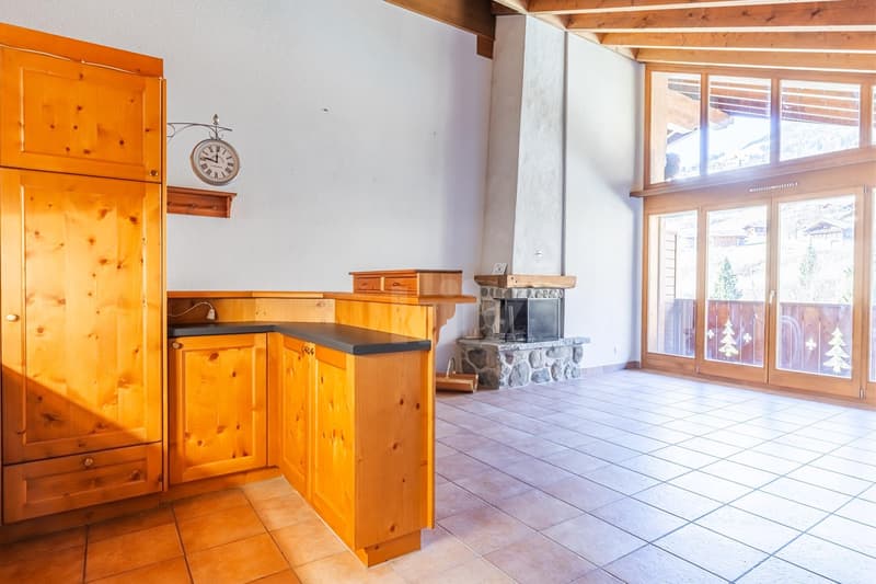 Bel appartement avec balcon et vue dégagée (9)