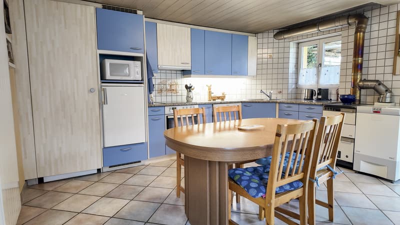 A rénover ! Charmante maison de campagne au fort potentiel (2)