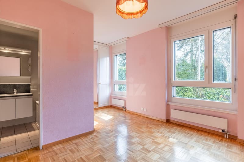 Charmant appartement avec terrasse et jardin privatif (7)
