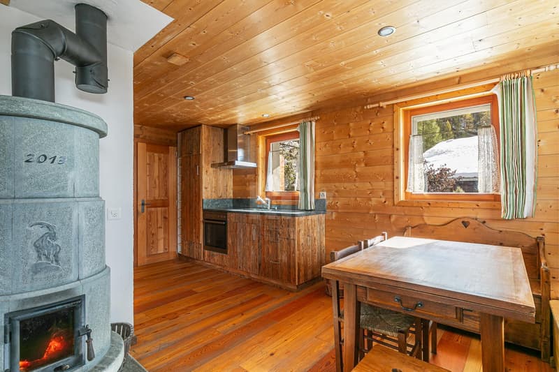 Magnifique chalet avec vue imprenable sur les Alpes (9)