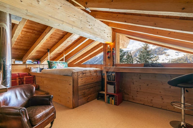 Magnifique chalet avec vue imprenable sur les Alpes (8)