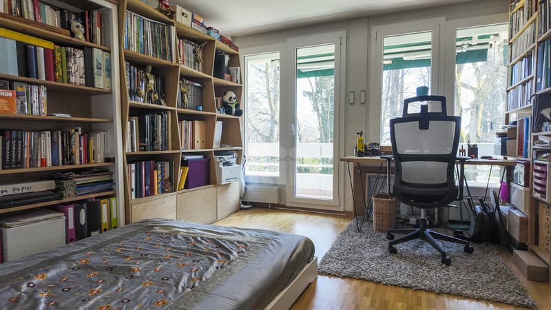Spacieux appartement avec tennis et piscine (7)