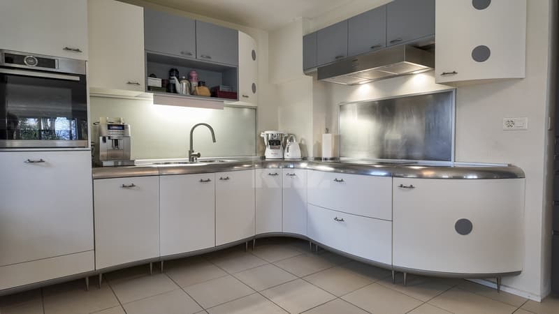 Spacieux appartement avec tennis et piscine (4)