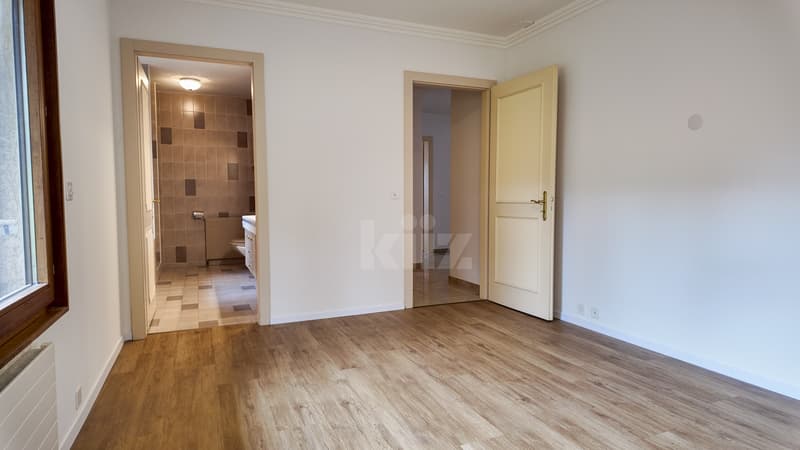 Splendide appartement avec vue panoramique sur le lac (10)