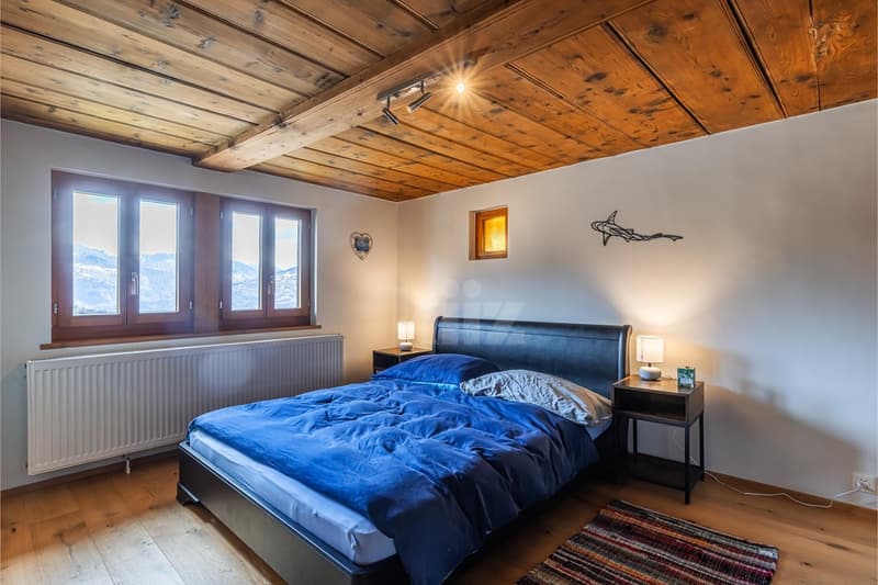 Magnifique chalet rénové avec vue sur les Alpes (8)