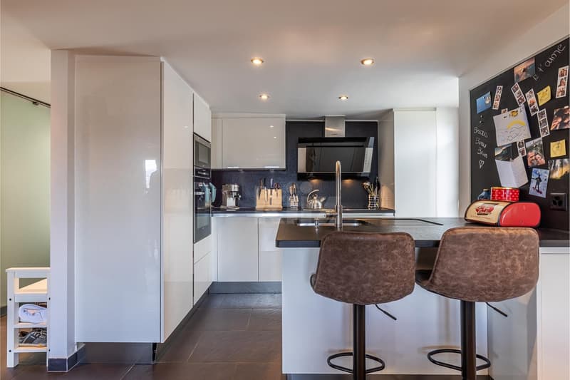 Magnifique chalet rénové avec vue sur les Alpes (4)