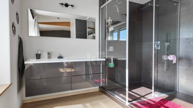 Spacieuse villa avec vue dégagée et appartement indépendant (5)
