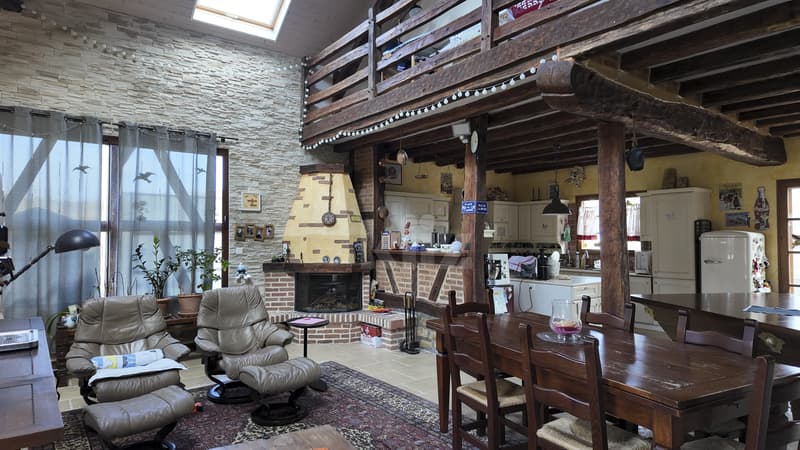 Splendide maison à la campagne avec jardin et piscine (3)