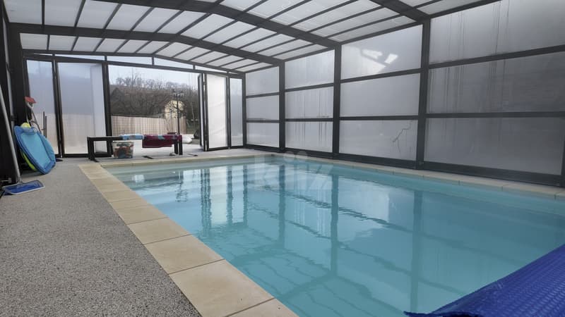 Splendide maison à la campagne avec jardin et piscine (12)