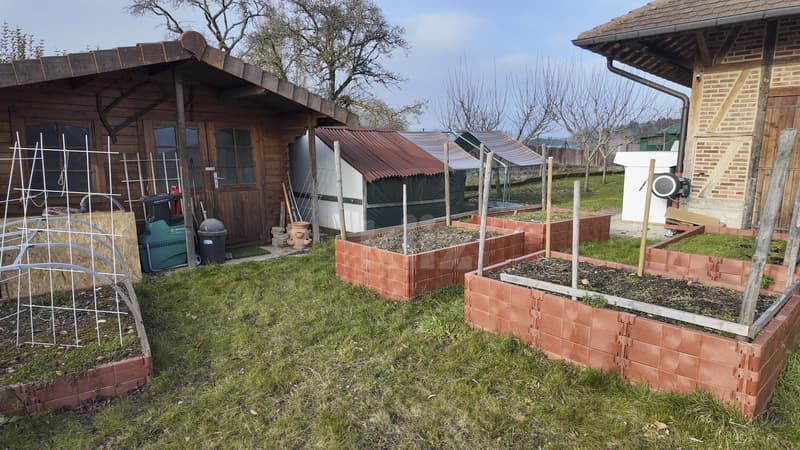 Splendide maison à la campagne avec jardin et piscine (11)