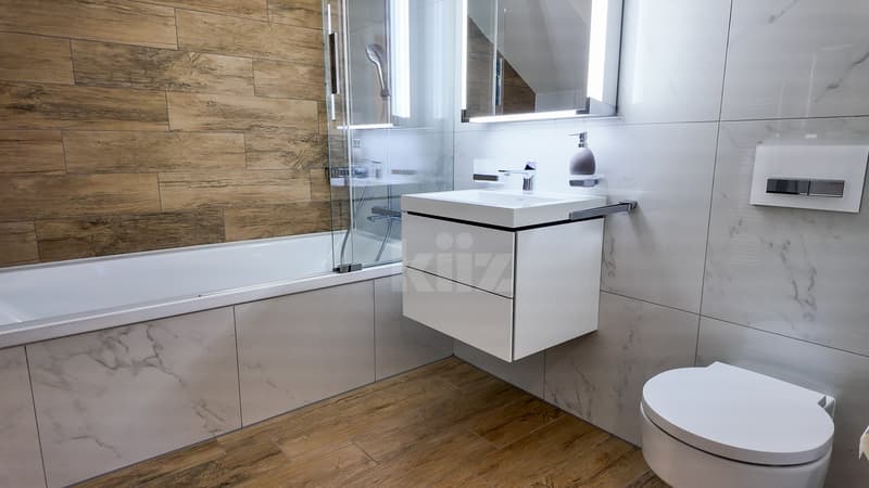 Splendide appartement contemporain avec vue imprenable (11)