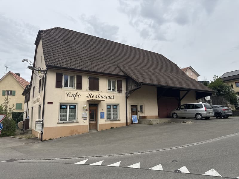 Charmante maison au calme avec un fort potentiel (3)