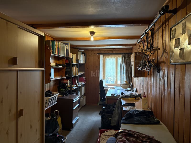 Charmante maison au calme avec un fort potentiel (6)