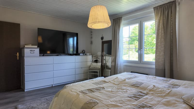 Charmante maison mitoyenne avec jardin (8)