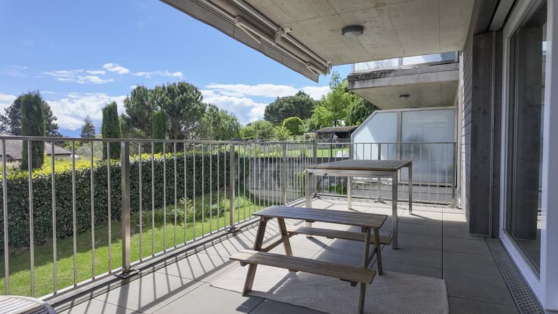 Superbe appartement contemporain avec grand balcon (6)