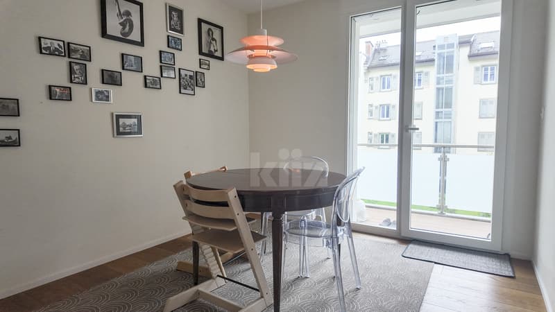 Magnifique appartement avec grand balcon (6)