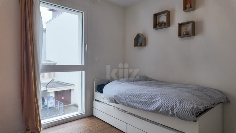 Magnifique appartement avec grand balcon (7)
