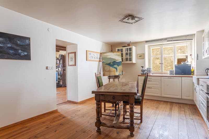 Très bel appartement avec cachet (5)