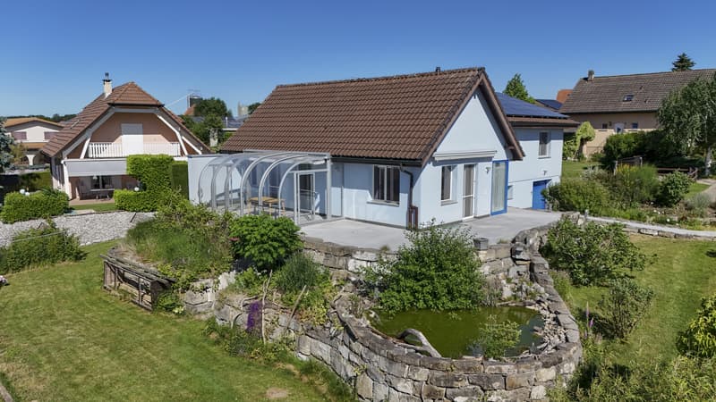 Maison familiale avec grand jardin et vue dégagée (11)