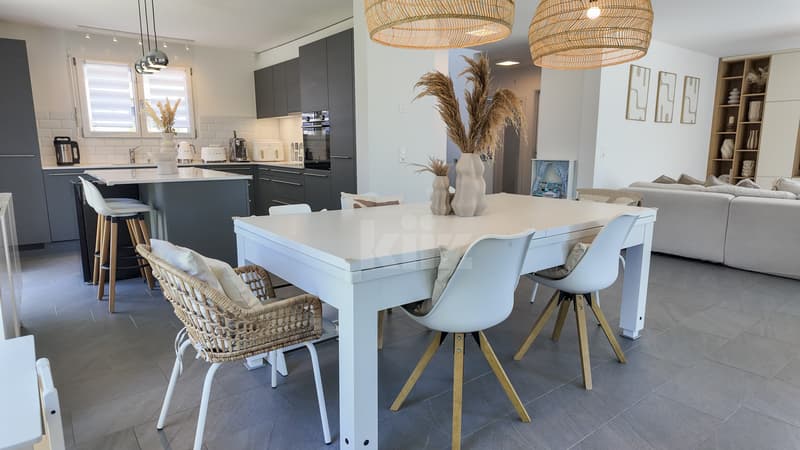 Belle maison moderne dans un cadre de vie privilégié (2)