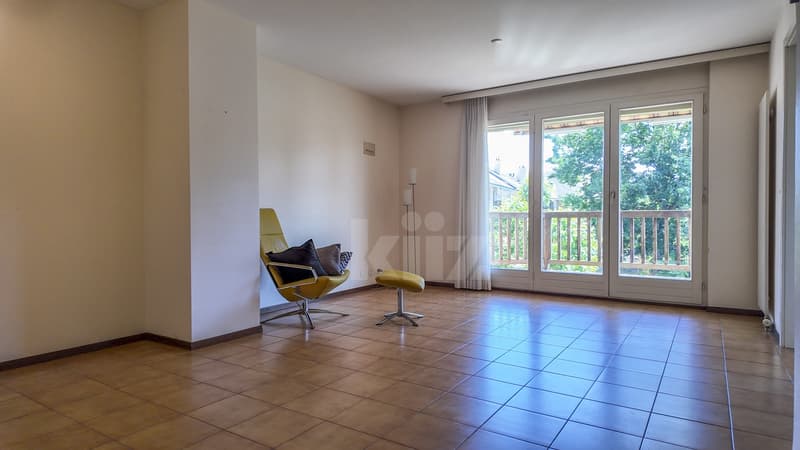 Charmant appartement avec balcon à proximité du Lac (2)