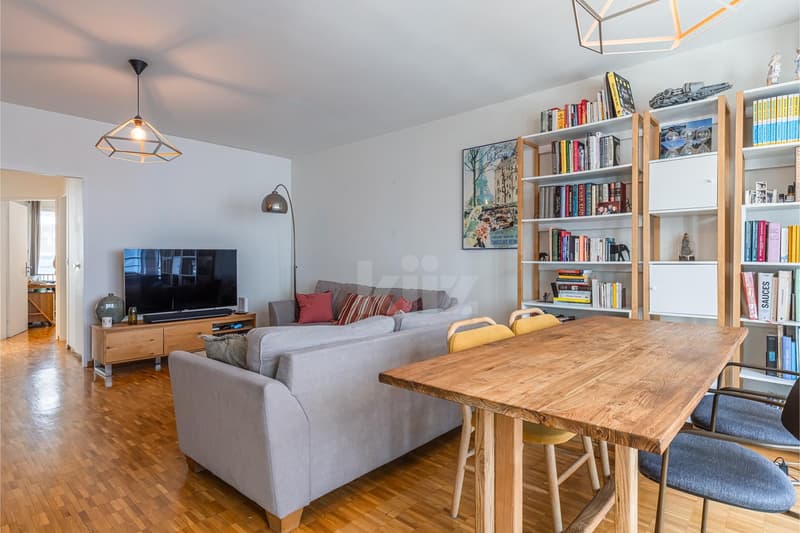 Bel appartement rénové avec balcon au centre de Genève (2)