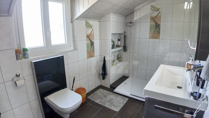 Ravissante maison mitoyenne avec accès à une piscine privée (10)