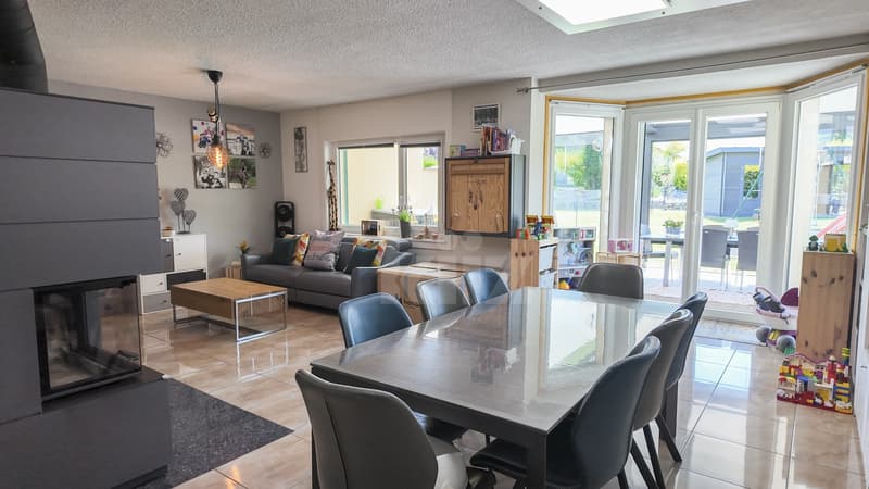 Ravissante maison mitoyenne avec accès à une piscine privée (4)