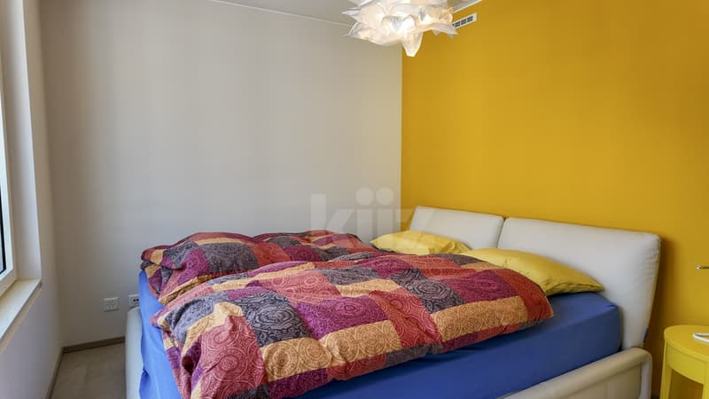 Bel appartement avec loggia (11)