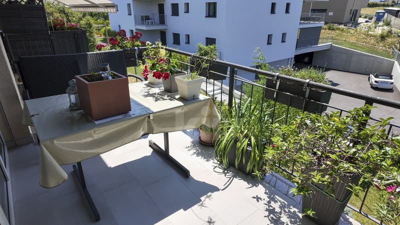 Bel appartement au 2eme étage avec balcon et ascenseur (11)