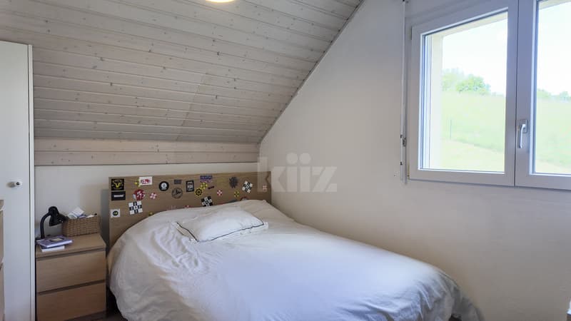 Charmante villa avec terrasses, jardin et vue dégagée (8)