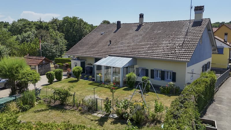 Charmante maison mitoyenne avec grand jardin et forêt (1)