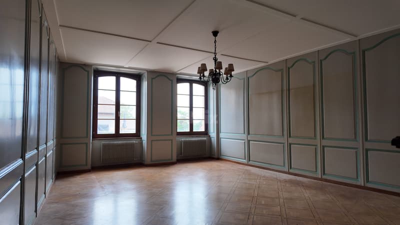 Magnifique ferme de caractère au coeur de Cornaux (2)
