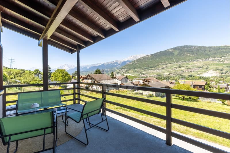 Belle maison familiale avec vue dégagée (4)