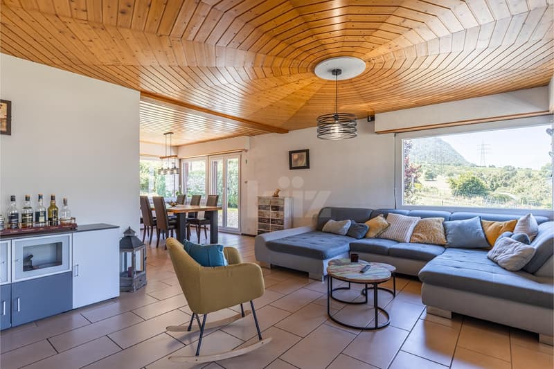 Belle maison familiale avec vue dégagée (3)